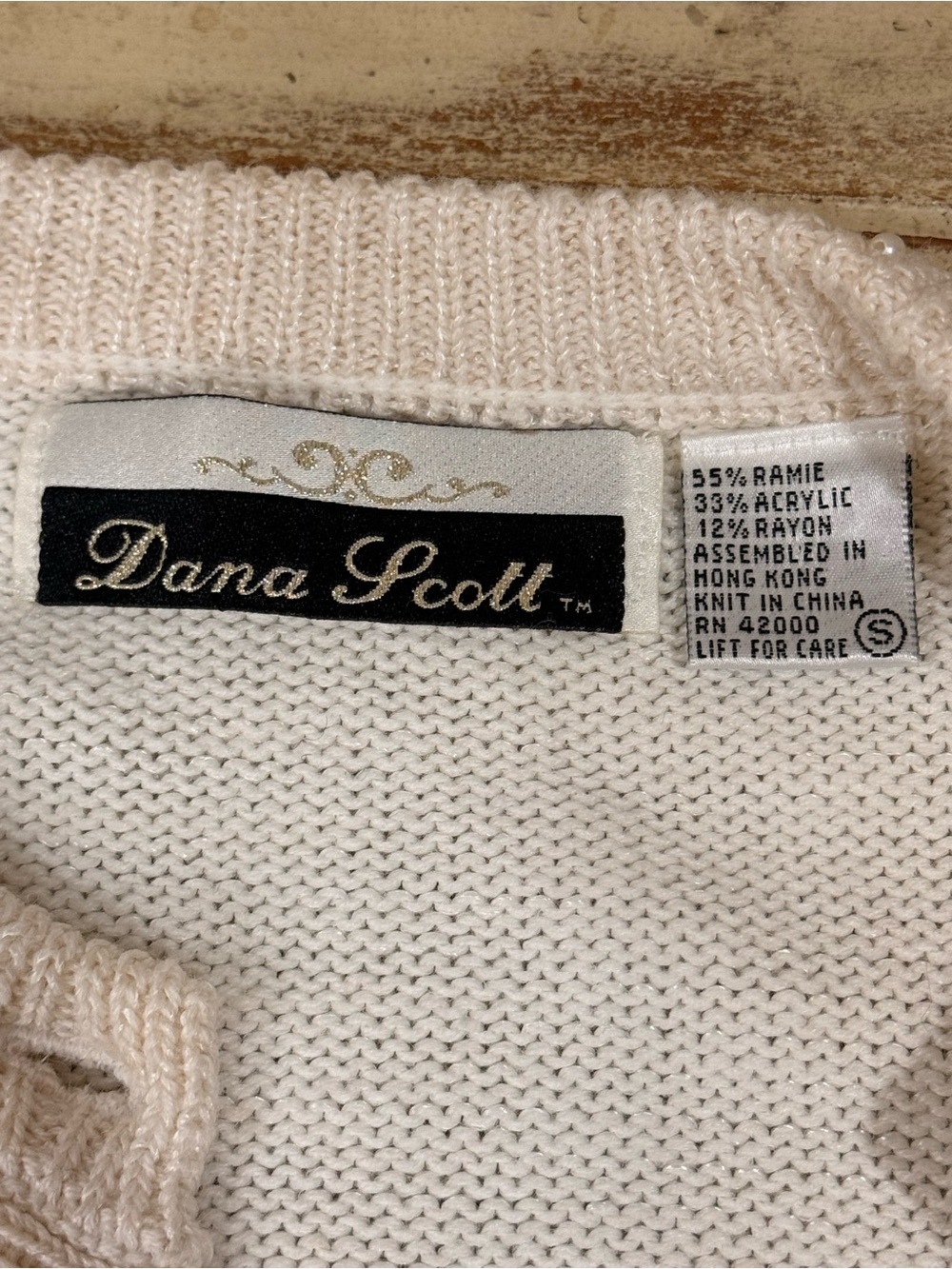 Vintage Dana Scott Cream Beaded Cardigan Sweater Size Small - Picture 3 of 11